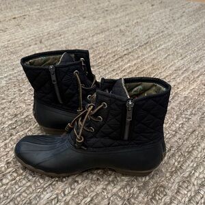 Sperry Black Quilted Lace-Up Boots